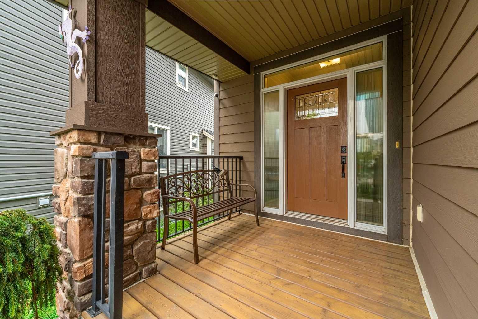 370 Williamstown Green NW