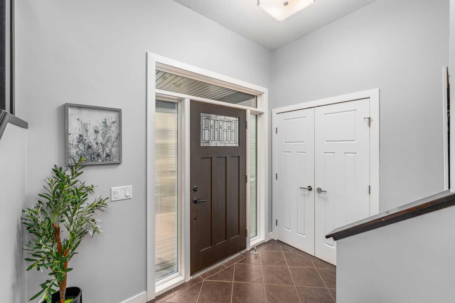 370 Williamstown Green NW