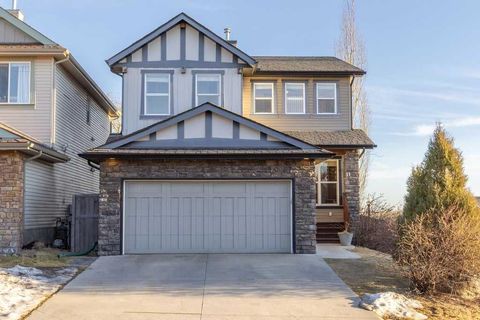 59 Cortina Way SW Calgary AB T3H 0B6