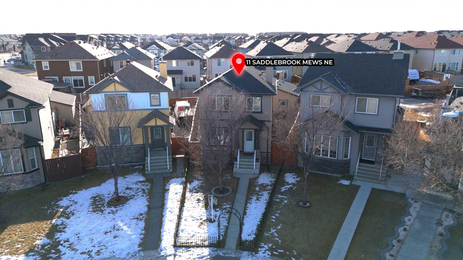 11 Saddlebrook Mews NE