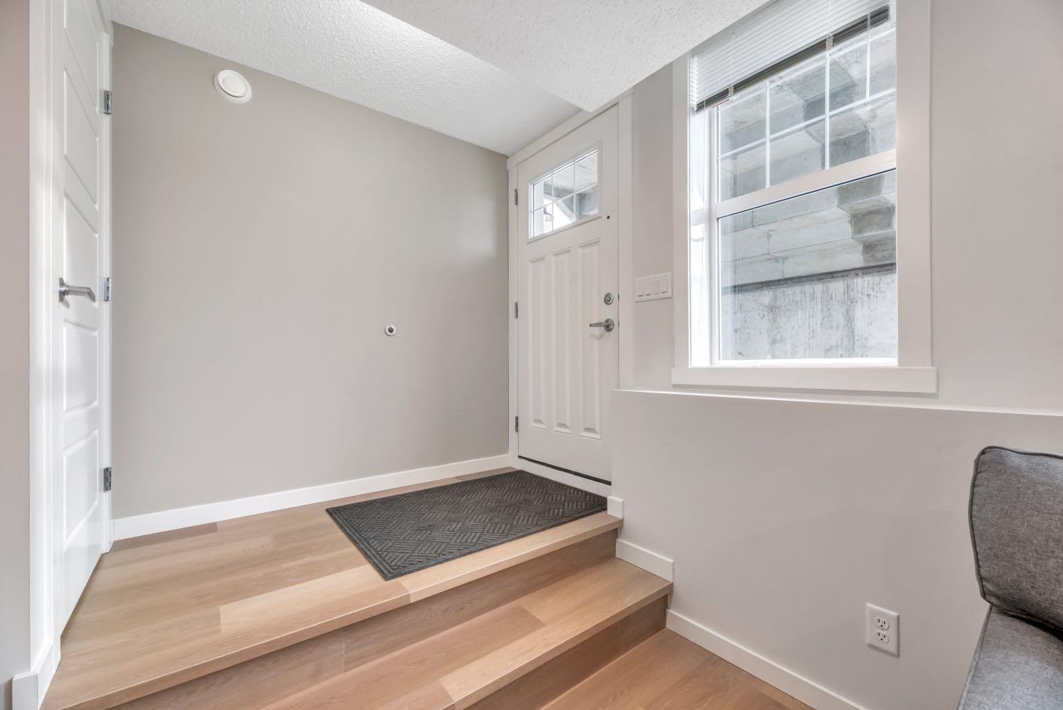 344 Cranbrook Square SE