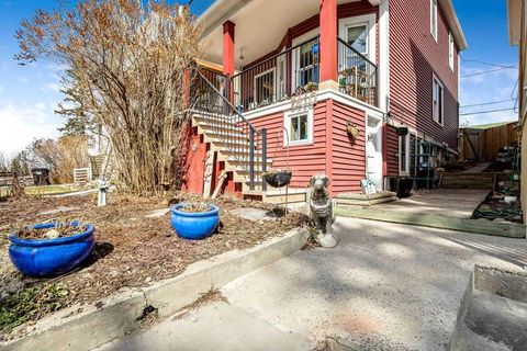 Photo of 2410 16 Street SW, Calgary, AB T2T 4E8 (MLS # A2301893)