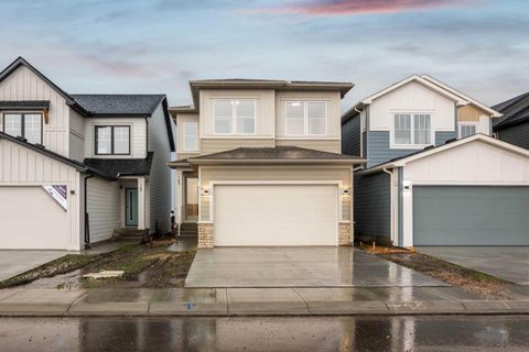 Photo of 143 Belvedere Crescent SE, Calgary, AB T2A 7Y5 (MLS # A2244719) Photo of 143 Belvedere Crescent SE, Calgary, AB T2A 7Y5 (MLS # A2244719)
