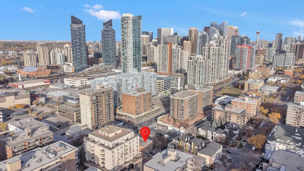 Photo of 1309 12 Avenue SW, Calgary, AB T3C 0P6 (MLS # A2304728)