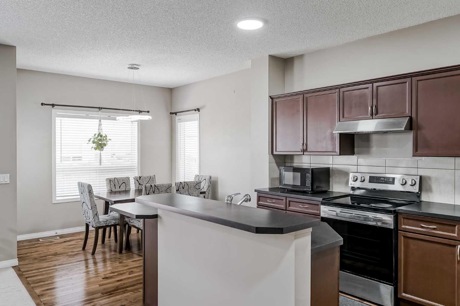 25 Bridleridge Lane SW