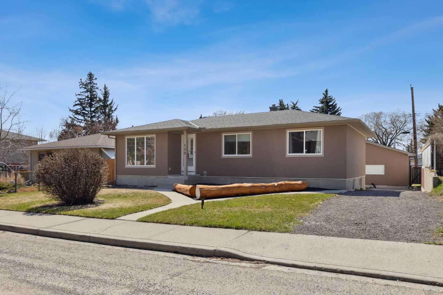 139 Cornwallis Drive NW