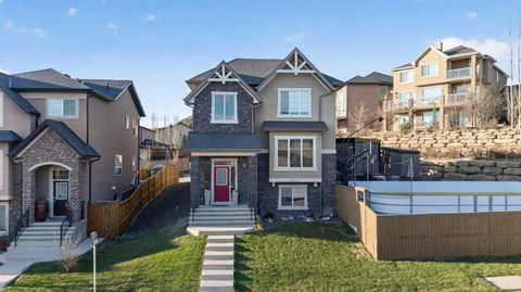 Photo of 9050 14 Avenue SW, Calgary, AB T3H 0R2 (MLS # A2308606)