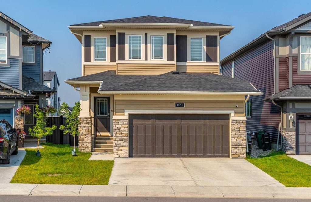 Photo of 1161 Chinook Gate Bay SW, Airdrie, AB T4B 5J1 (MLS # A2340671)