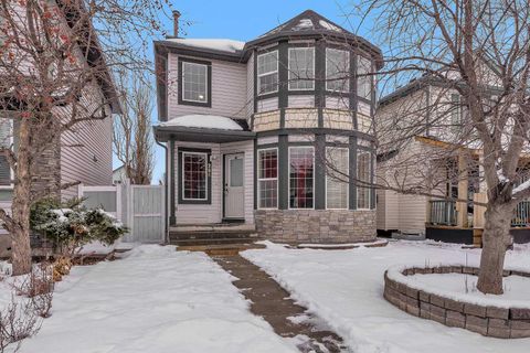 298 Taravista Street NE Calgary AB T3J 4S5