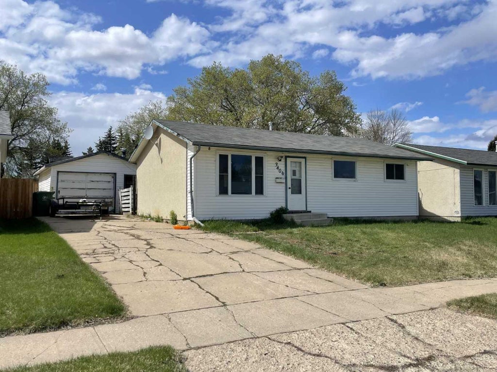Photo of 3406 48 Avenue Ave, Lloydminster, SK S9V 1A9 (MLS # A2348211)