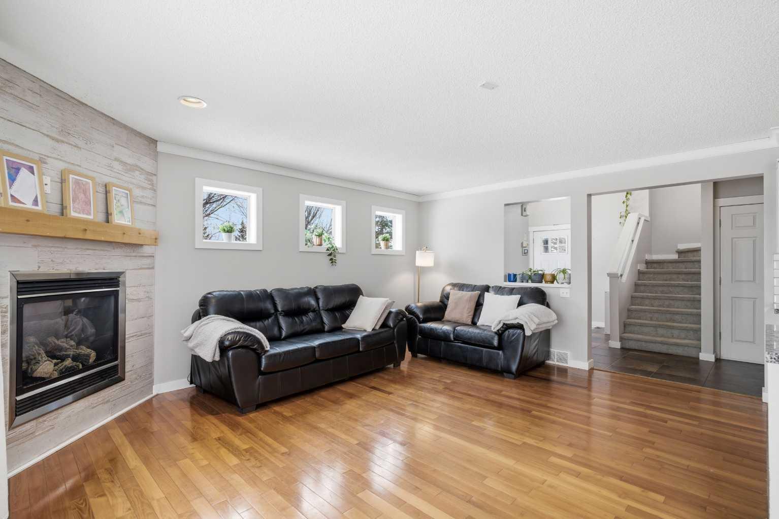 223 Copperfield Green