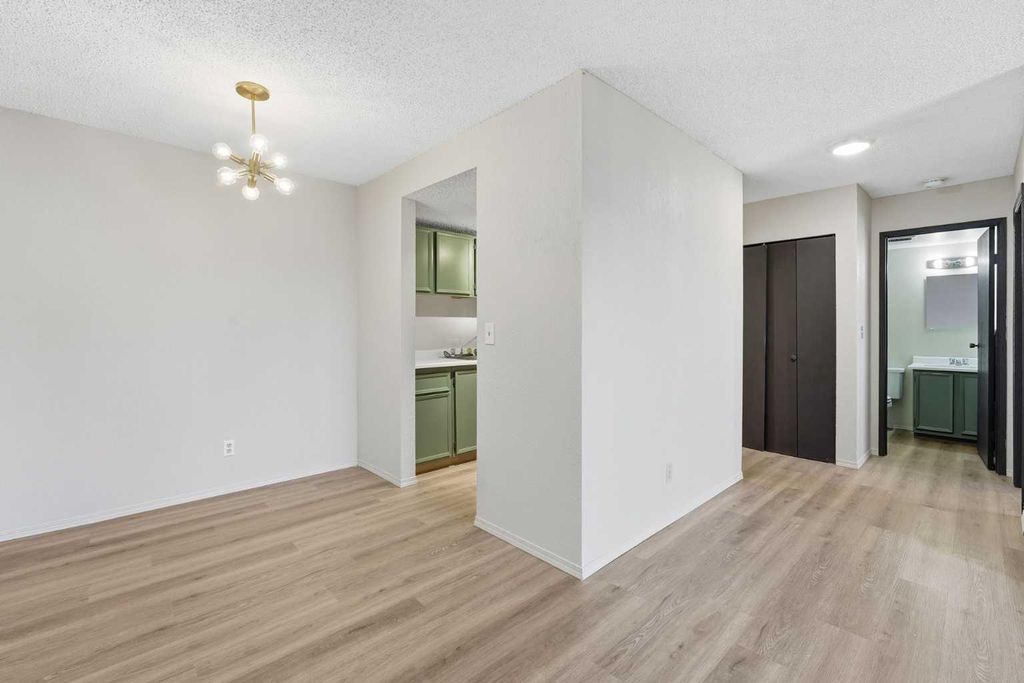 Photo of 1113 37 Street SW #305, Calgary, AB T3C 1S5 (MLS # A2289122)