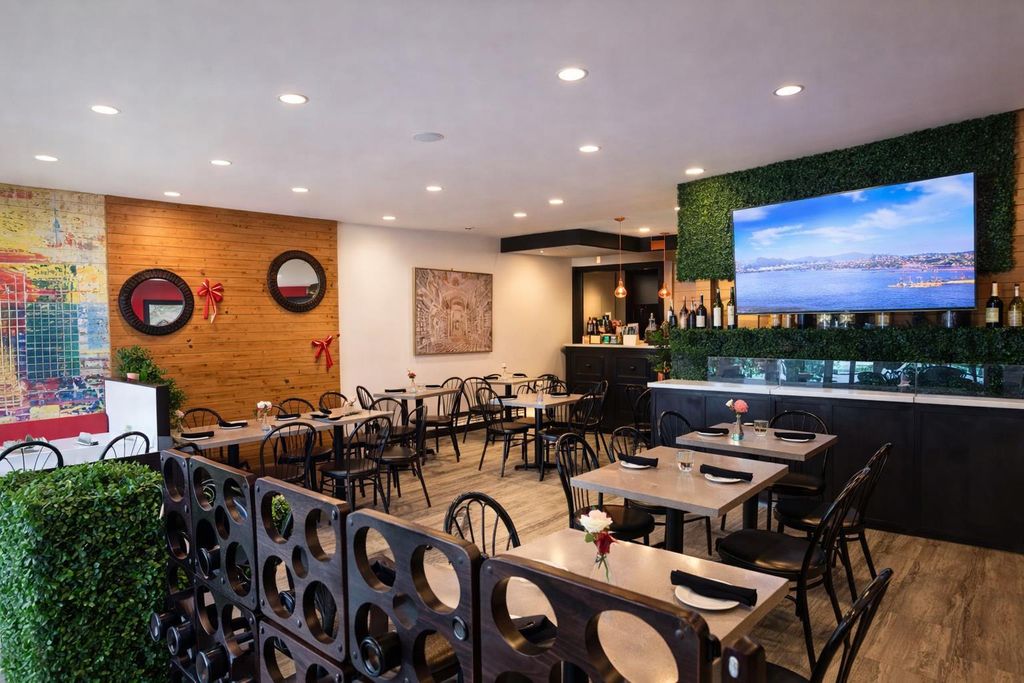 Photo of 10721 124 St, Edmonton, AB T5M 0H2 (MLS # A2297762)