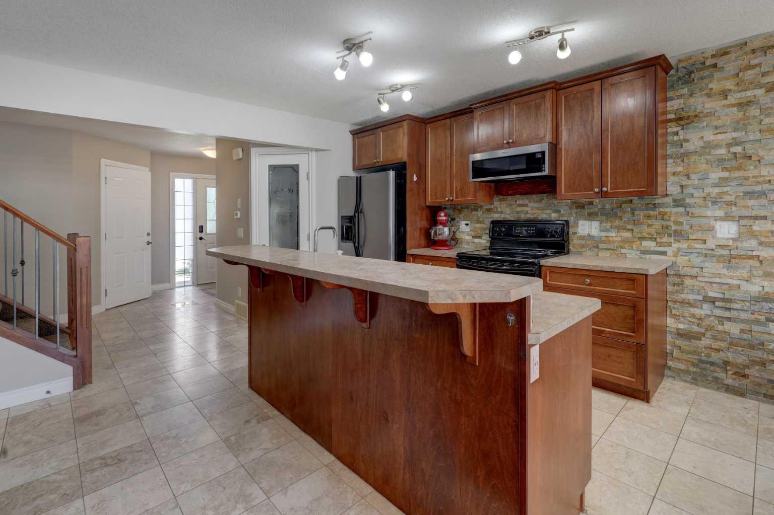 15 Parklane Drive