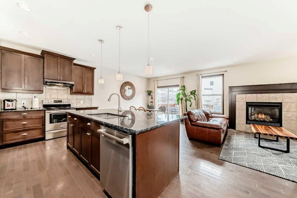 Photo of 691 Panamount Boulevard NW, Calgary, AB T3K 0J1 (MLS # A2290579)