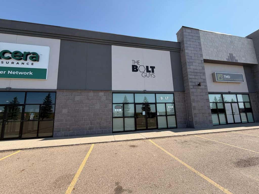 Photo of 2201 Box Springs Boulevard NW #108, Medicine Hat, AB T1C 0C8 (MLS # A2339820)