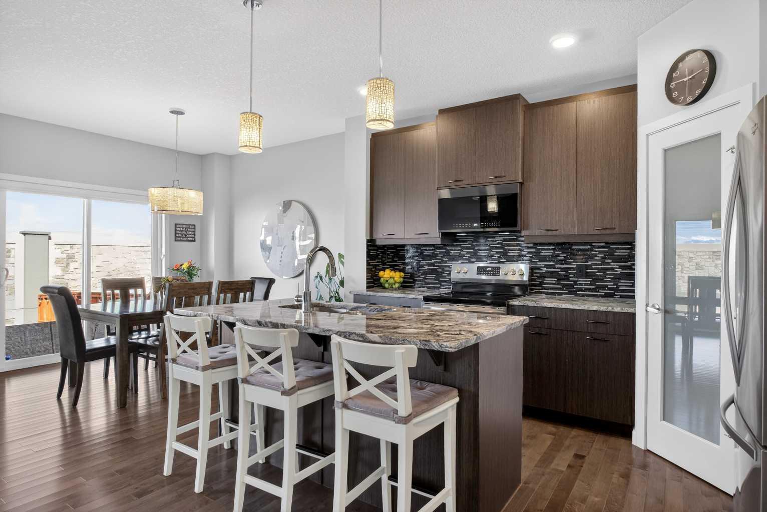 220 Evansborough Way NW