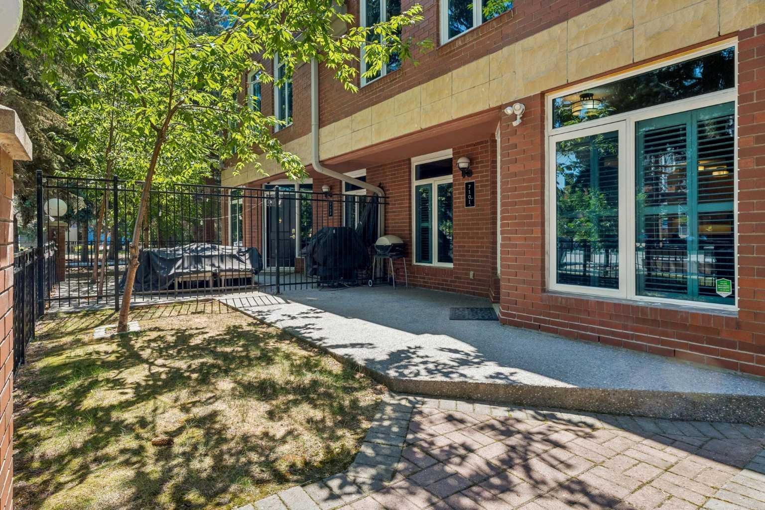 400 Eau Claire Avenue SW 7101