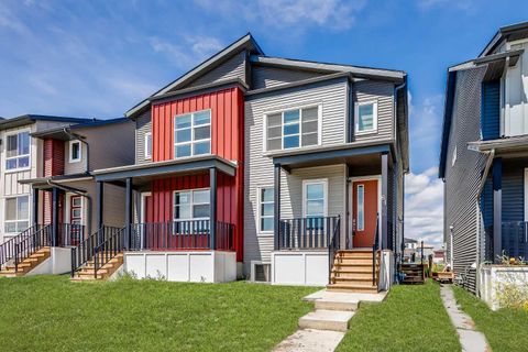 Photo of 61 Belmont Drive SW, Calgary, AB T2X 4Z6 (MLS # A2257663) Photo of 61 Belmont Drive SW, Calgary, AB T2X 4Z6 (MLS # A2257663)