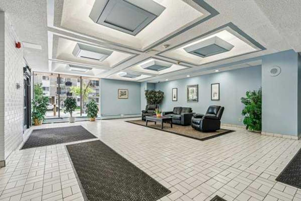 Photo of 924 14 Avenue SW #710, Calgary, AB T2R 0N7 (MLS # A2307865)