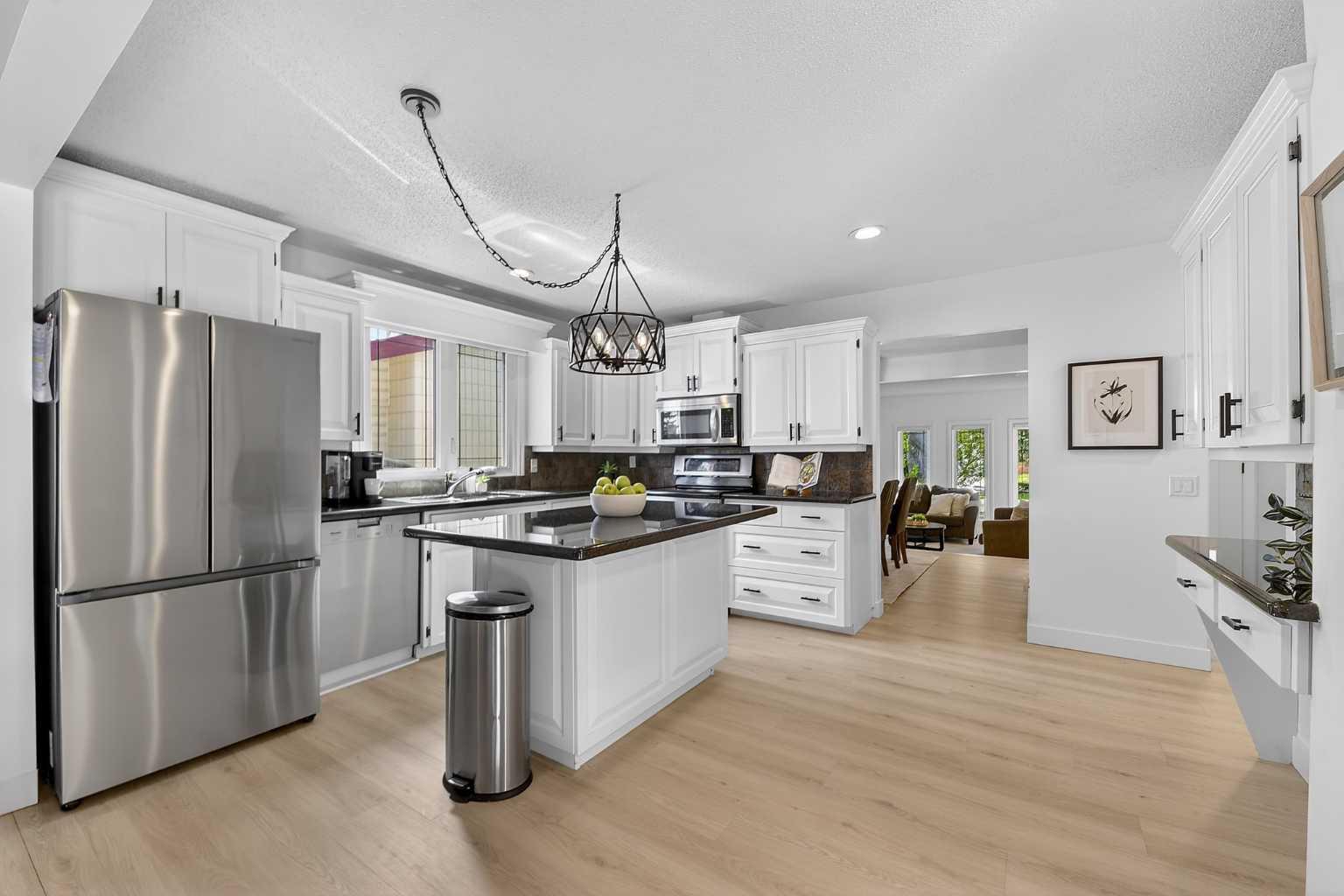 240 Canniff Place SW