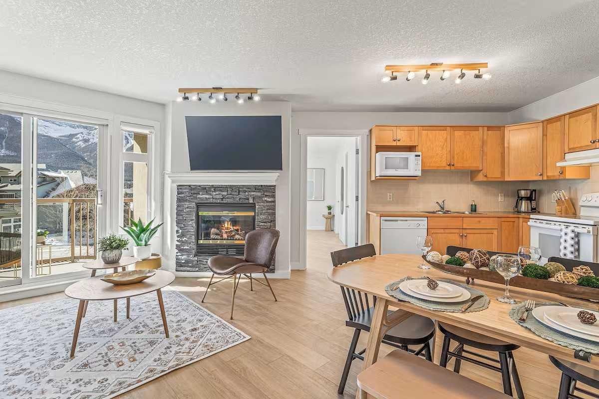 160 Kananaskis Way 411