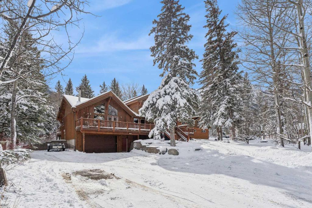 Photo of 38 Heart Road, Lac Des Arcs, AB T1W 2W3 (MLS # A2293915)