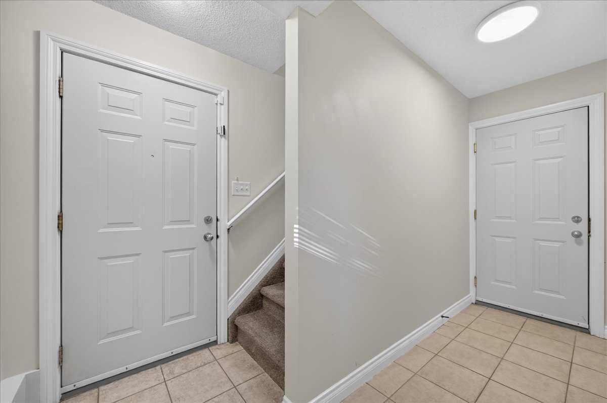 86 Cedarwood Lane SW