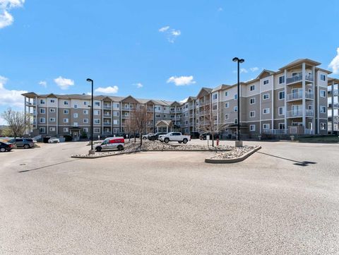 Photo of 194 Sunrise Circle SW #205, Medicine Hat, AB T1B 4P4 (MLS # A2305494)