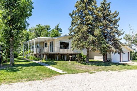 Photo of 116 Centre Street, Arrowwood, AB T0L 0B0 (MLS # A2328846)
