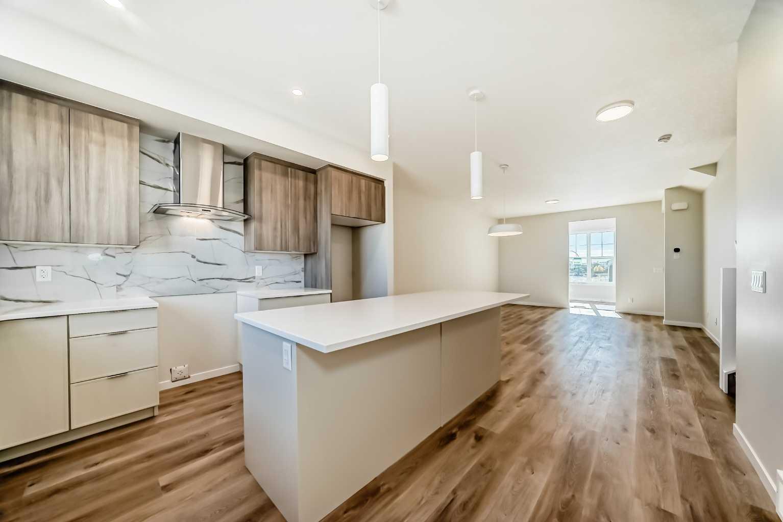 1030 Sawgrass Link NW