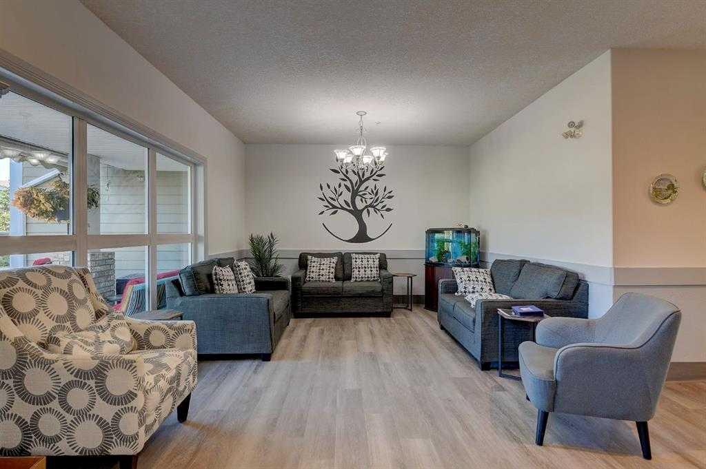10402 111 Street 226