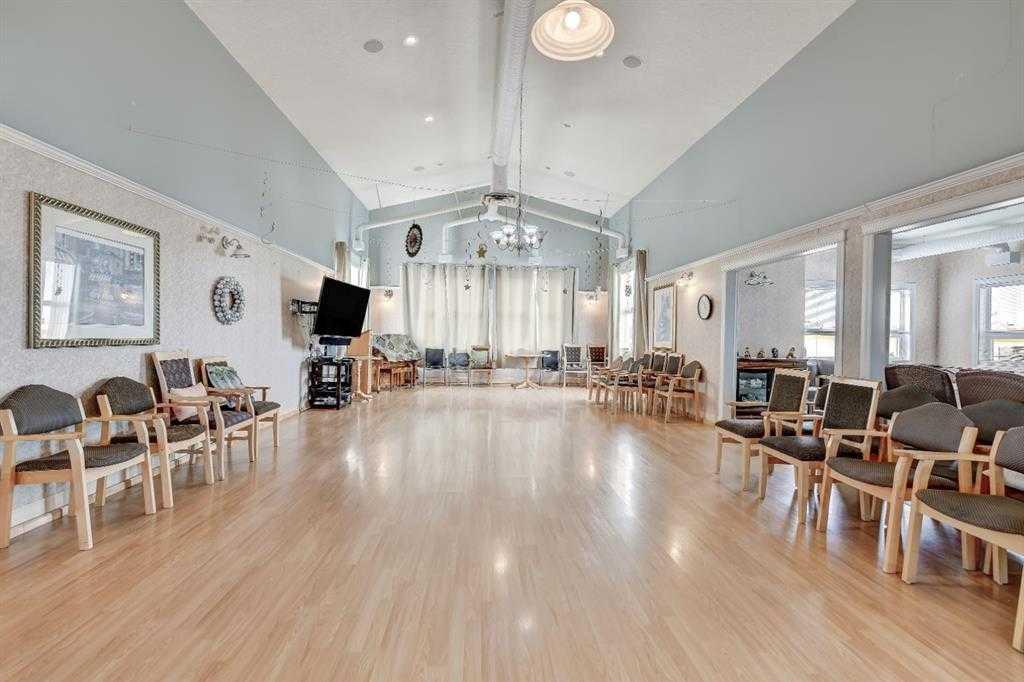 10402 111 Street 226