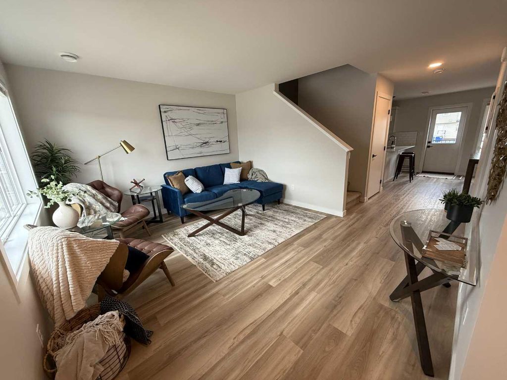 Photo of 916 40 Avenue N #4, Lethbridge, AB T1H 7G9 (MLS # A2314081)