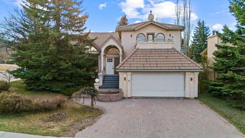 Photo of 15 Patterson Drive SW, Calgary, AB T3H 2B8 (MLS # A2284852)