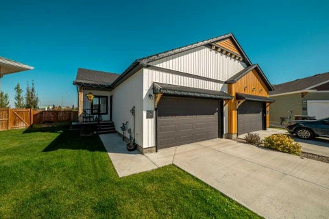 Photo of 4621 26 Avenue S, Lethbridge, AB T1K 8K4 (MLS # A2347186)