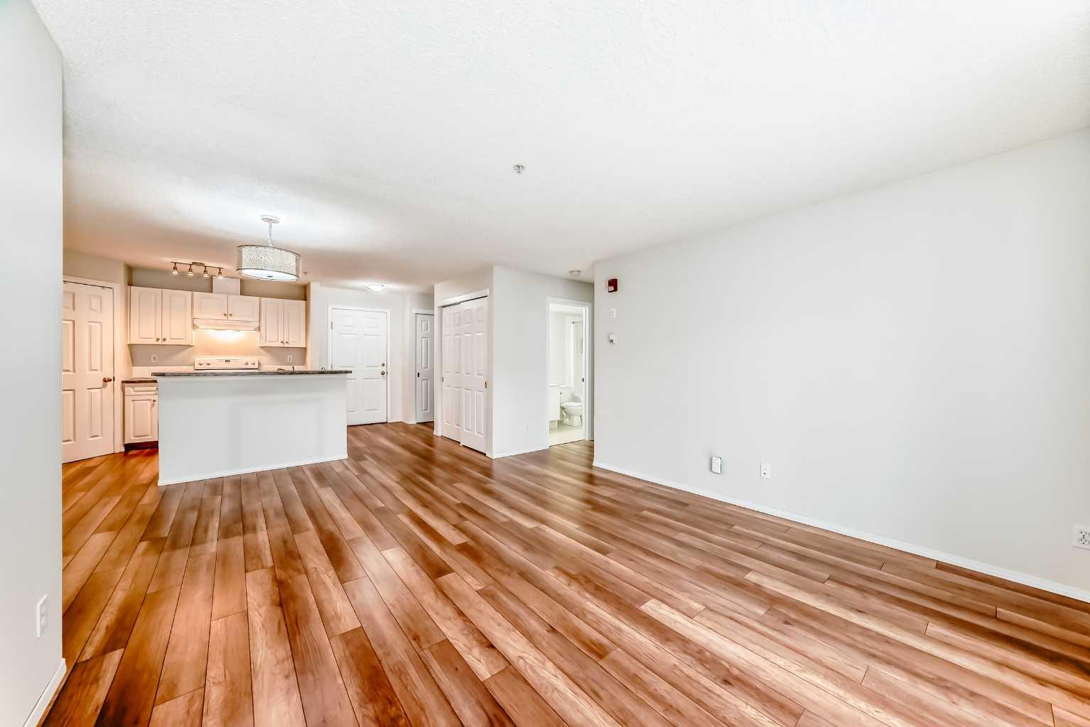 290 Shawville Way SE 215