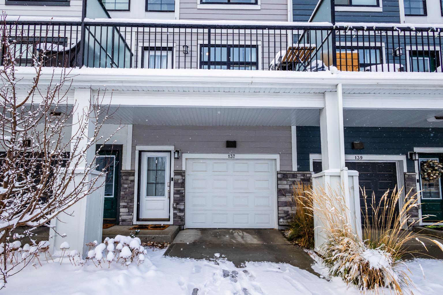 137 Les Jardins Park SE