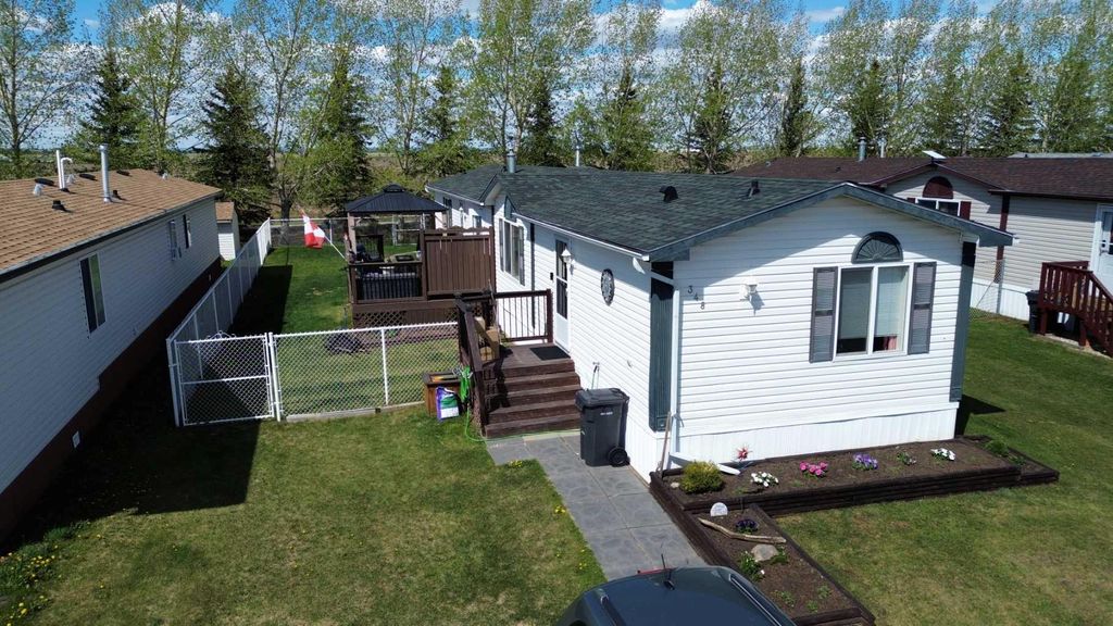 Photo of 348 Scott Lane Ln, Rural Grande Prairie No. 1, County of, AB T8W 5K5 (MLS # A2312961)
