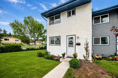 Photo of 6440 4 Street NW #1, Calgary, AB T2K 1B8 (MLS # A2317937)