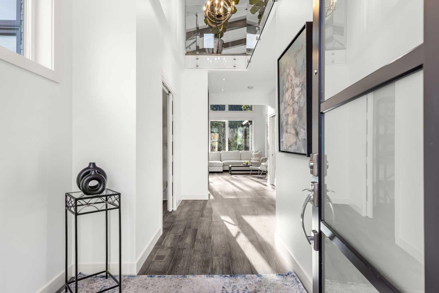 445 Stewart Creek Close