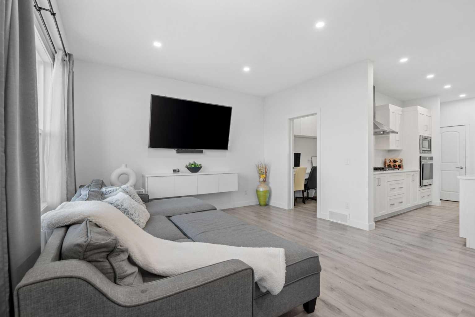 178 Sage Bluff Drive NW