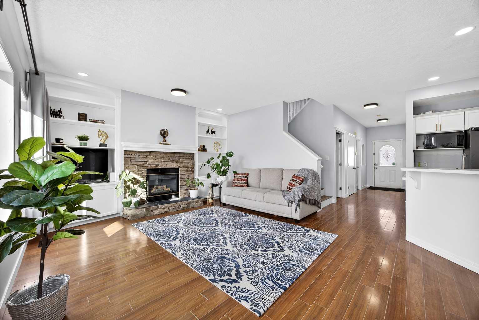 162 Prestwick Landing SE