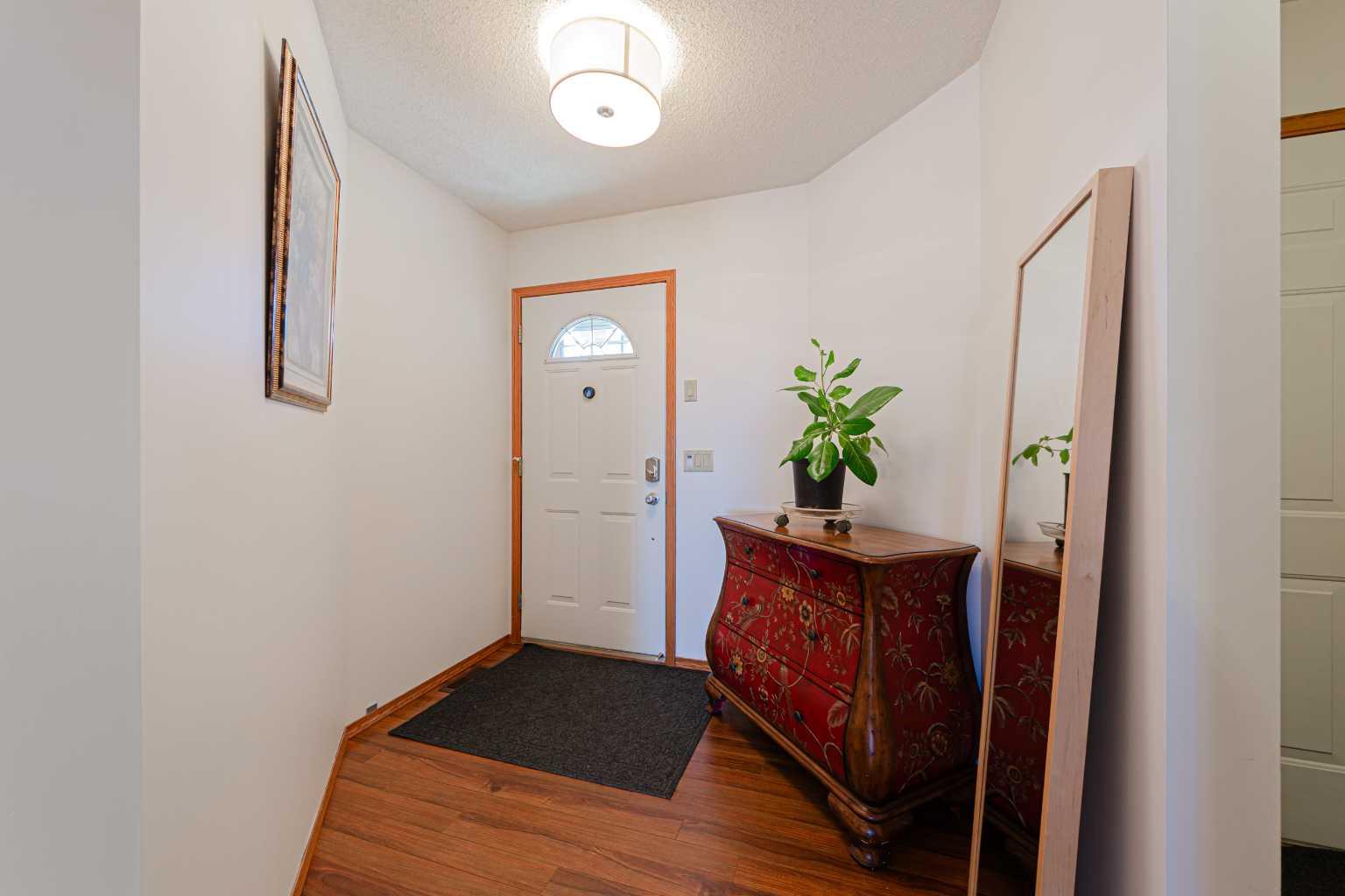 20 Somerset Drive SW