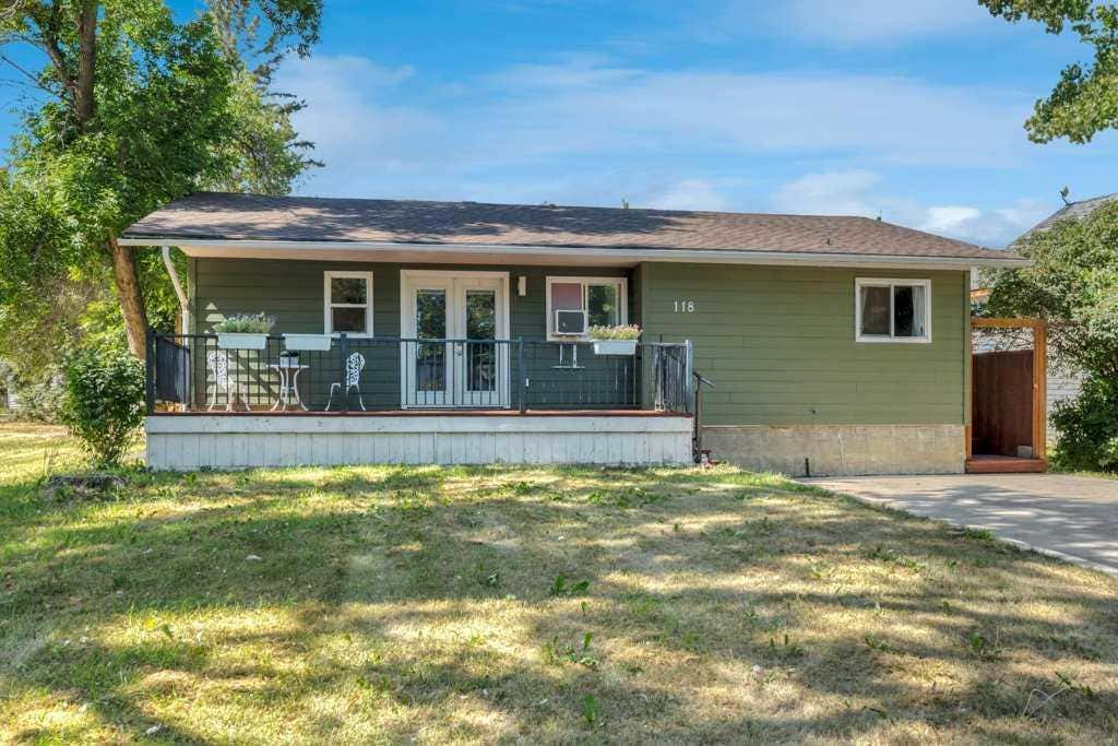 Photo of 118 3rd Avenue E, Rockyford, AB T0J 2R0 (MLS # A2335864)