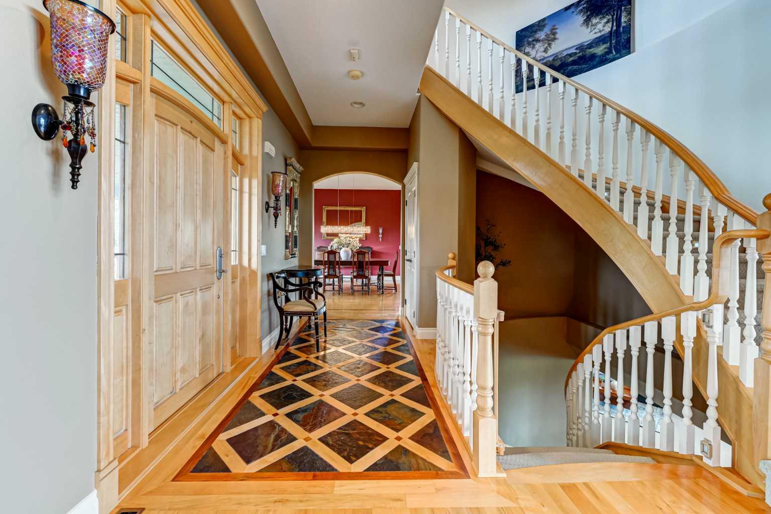 23 South Valley Boulevard