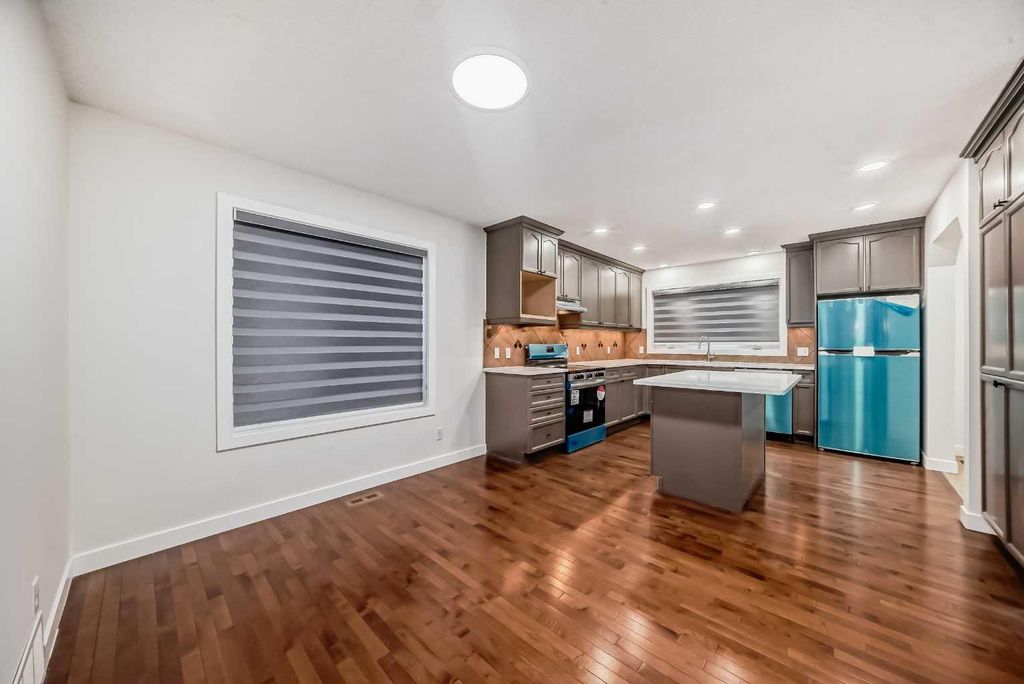 Photo of 79 Saddlebrook Way NE, Calgary, AB T3J 5M8 (MLS # A2311881)