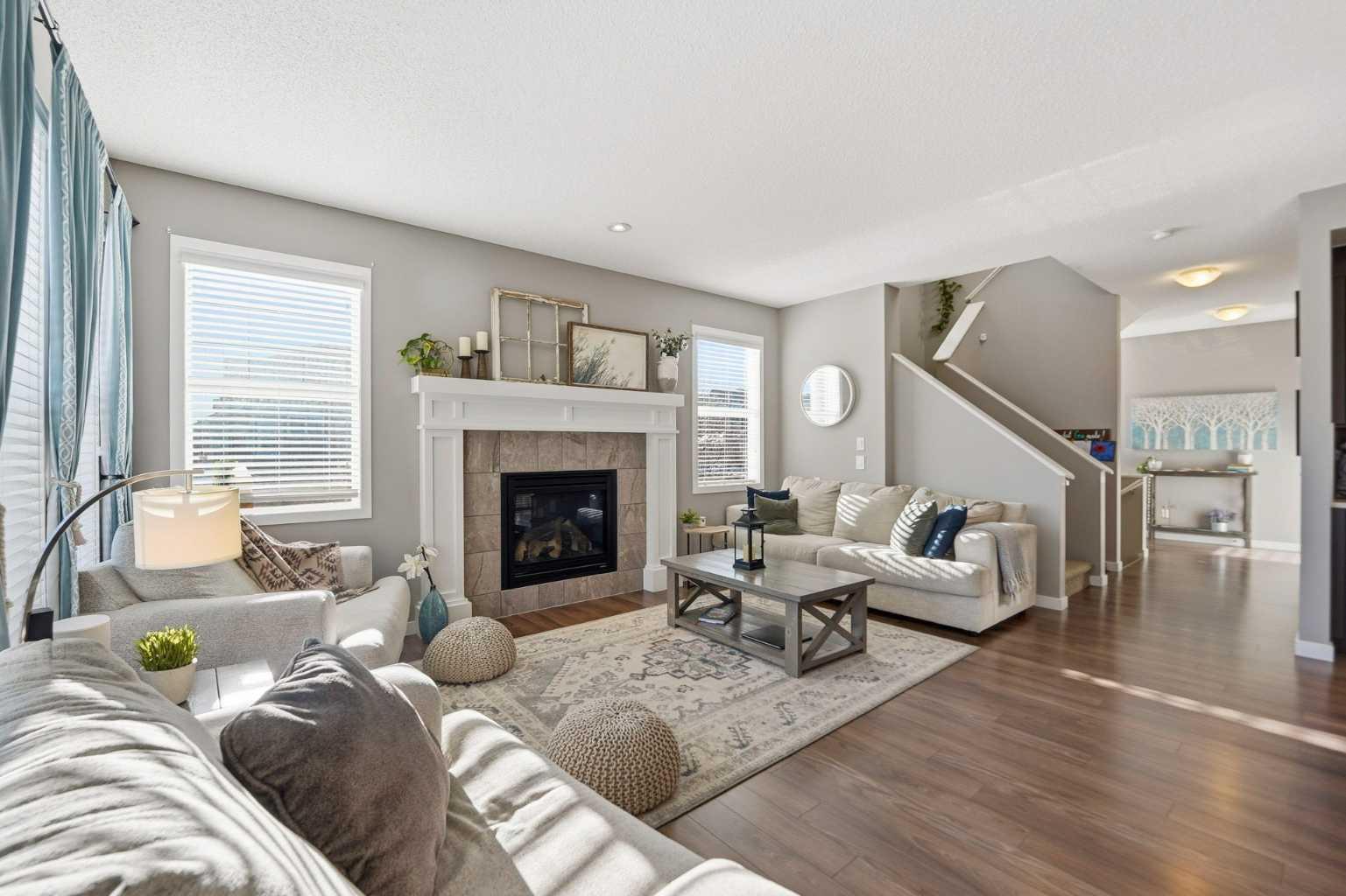 200 Kingsmere Cove SE