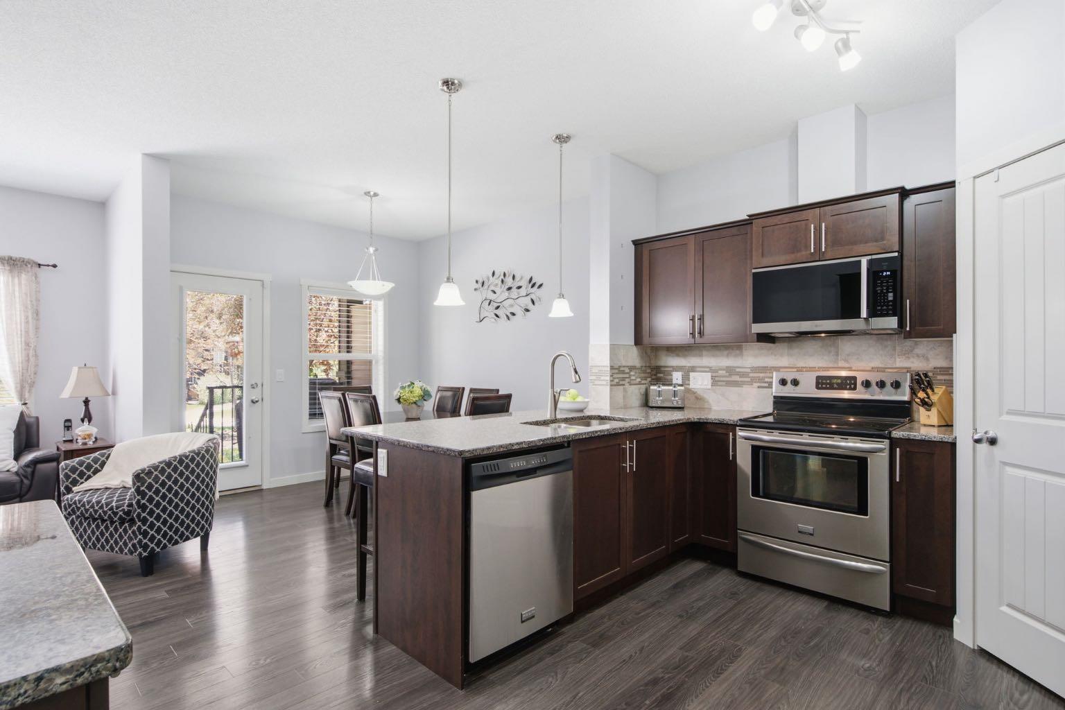 126 Copperpond Landing SE