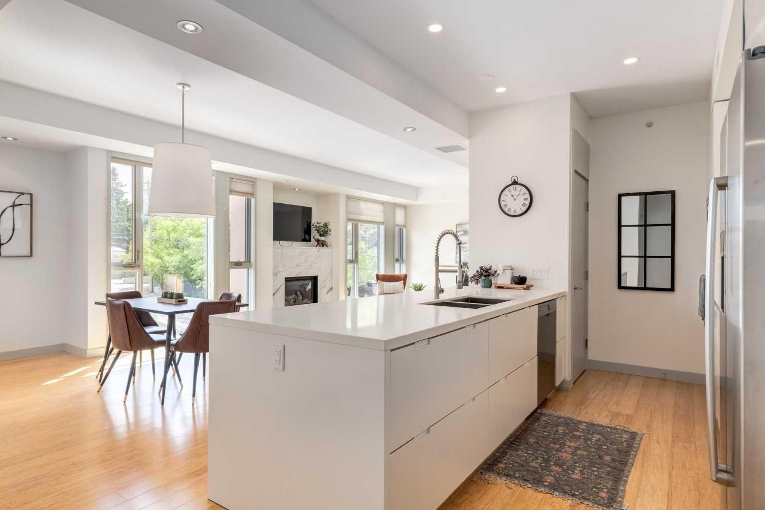 2905 16 Street SW 403